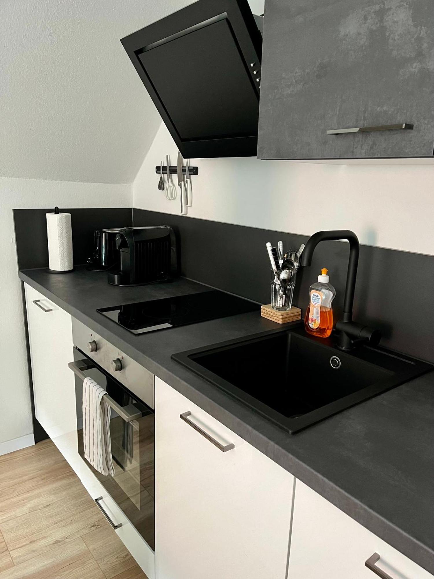 Flores City Center Studio - Easy Self-Check-In Graz Extérieur photo